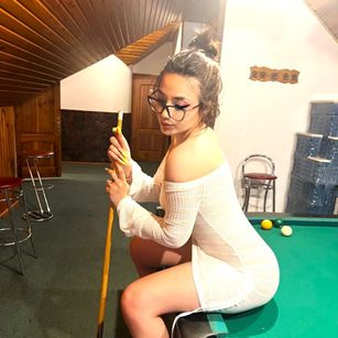 Model - LisaRae blowjob