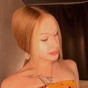 Model - Priscilla_Moore LOVENSE