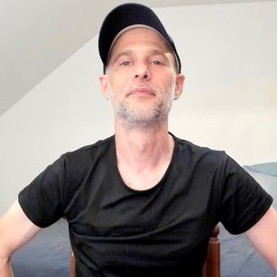 Model - marcfet foot