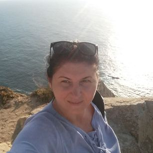 Model - Angela White bigass