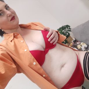 Model - Angela White femdom