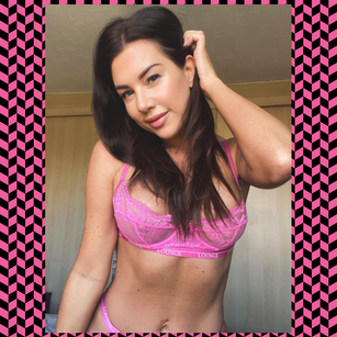 Model - Lacey British Milf bigtits