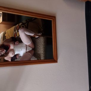 Model - PursnicketyPenny216 PhoneSex