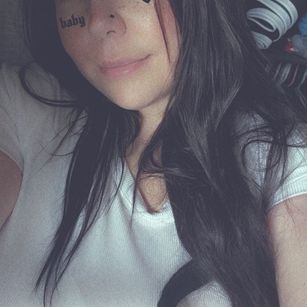 Model - Jenna bignipples