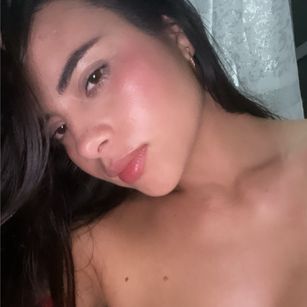 Model - Sarah Valencia fetish