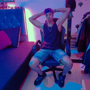 Model - allie_and_noah Bigdick