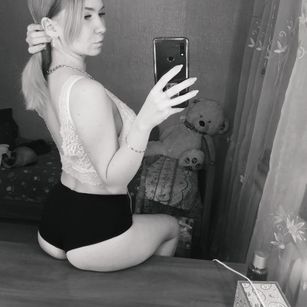 Model - Milena bigboobs