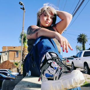 Model - Satyn Doll feet