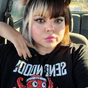 Model - Satyn Doll latina