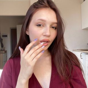 Model - Kristina Valerie footfetish