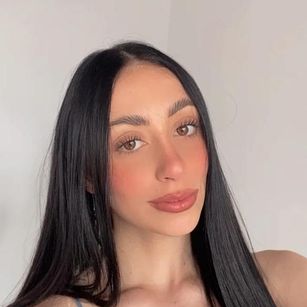 Model - Anthonela anal