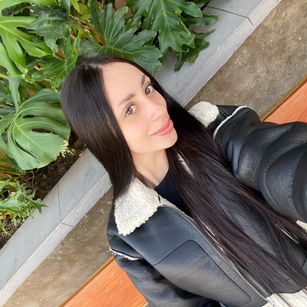 Model - Anthonela shaved