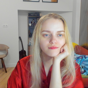 Model - Barbara hairy