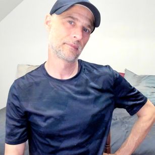 Model - marcfet cute