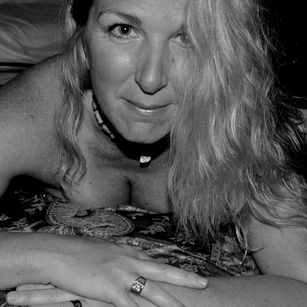 Model - Pandora Desire greeneyes