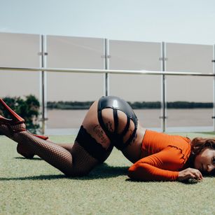 Model - MadyLuxx mistress