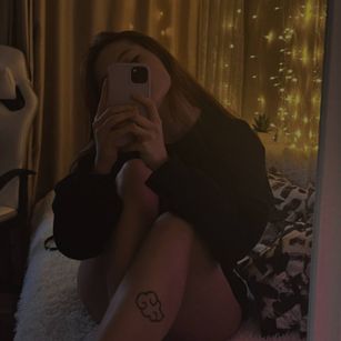 Model - Sweetwitchh feet