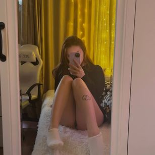 Model - Sweetwitchh shaved