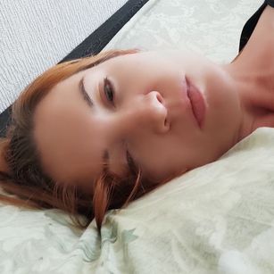 Model - Karolina Bella footfetish