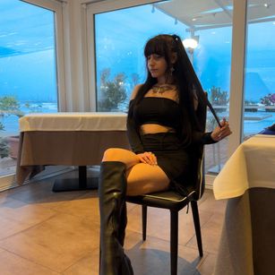 Model - Francesca 04 bigass