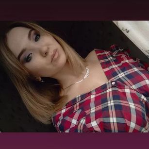 Model - Milena striptease