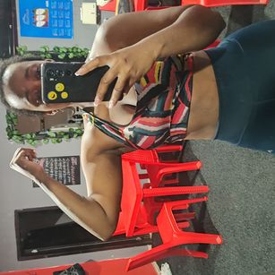 Model - Tiffany velez curvas