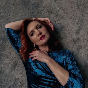 Model - Karolina Bella footfetish