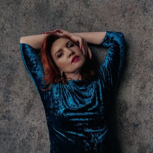 Model - Karolina Bella footfetish