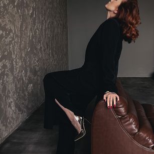 Model - Karolina Bella nylon