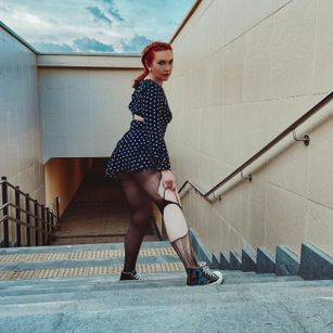 Model - Karolina Bella stockings