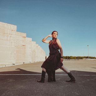 Model - Karolina Bella footfetish