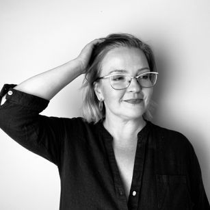 Model - Nicole pantyhose