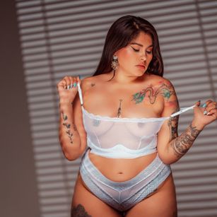 Model - dianeoconnor1 bigboobs