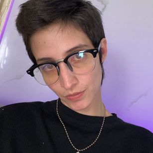 Model - AlexMills hairy