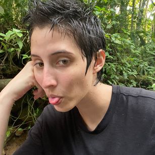 Model - AlexMills femdom