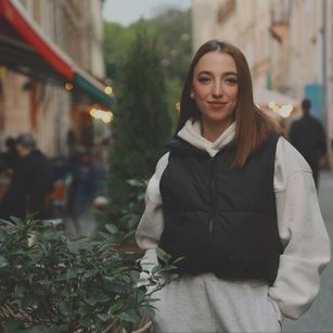 Model - Taina naughty