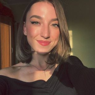 Model - Taina fastresponse