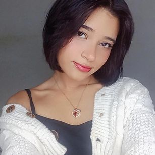 Model - sofii miller vibrator