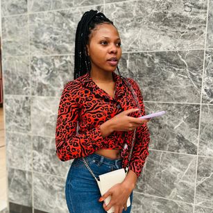 Model - DiamondLuv29 gape