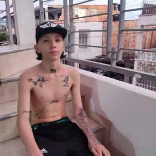 Model - NICK VILLI cum