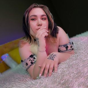 Model - Felicia love