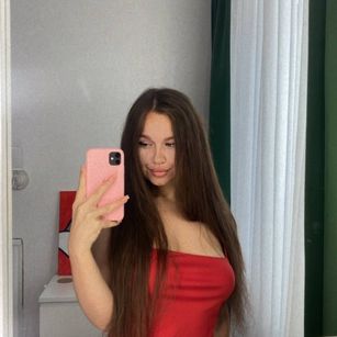 Model - KellySix bigass