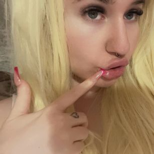 Model - Emily Rose tattoos