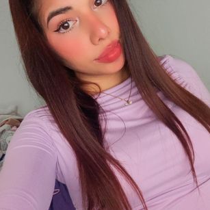 Model - Lucy Martelli dildo