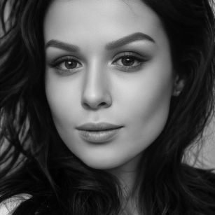 Model - Katerina smile