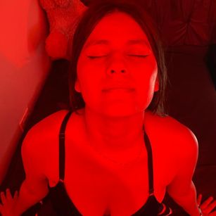 Model - Zamara Castillo bigbreasts