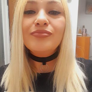 Model - Mystique milf