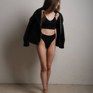 Model - Amy Reed cei