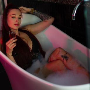 Model - EDINA highheels