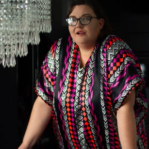 Model - LOUISSA sexy